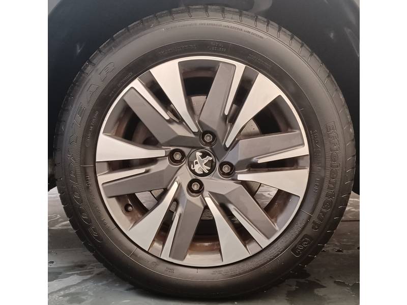 Peugeot 2008 - 1.2 PureTech 110ch S&S BVM5 Allure