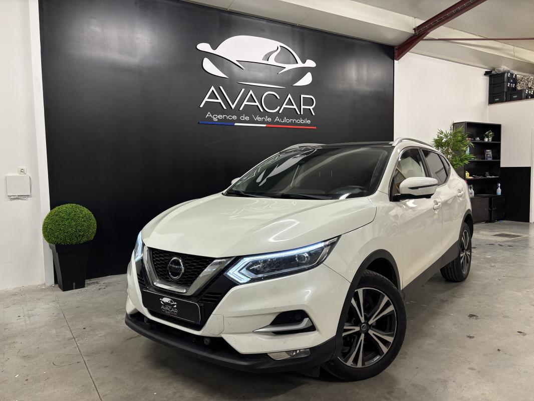 NISSAN QASHQAI - 1.2 DIG-T 2WD 115 CV *TOIT PANORAMIQUE* (2018)