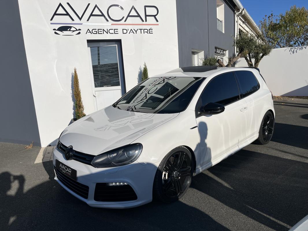 VOLKSWAGEN GOLF - VI R 2.0 TSI 270 CH DSG 6 *TOIT OUVRANT/KEY LESS/CAMERA DE RECUL/SIÈGES CHAUFFANT (2011)