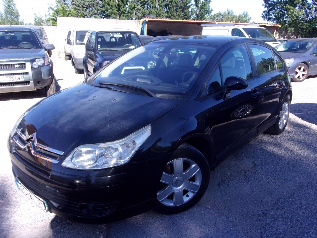 Citroën C4 - 1.6 16V 110 AMBIANCE VELOURS