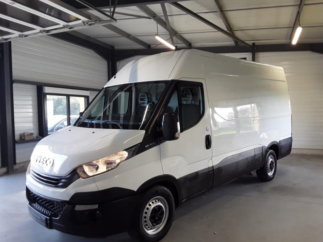 Iveco Daily - 35S14 12 M3 2.3 140 CV BV6 L3H2